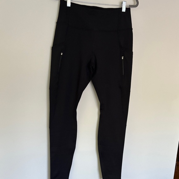 Athleta "High Traverse Tight" Leggings Black Tech Fabric High-Rise Size Medium - Picture 1 of 7